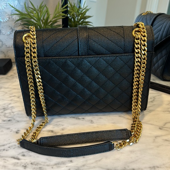 YSL Saint Laurent Envelope Triquilt Medium Should Bag in Grained Leather - Picture 4 of 4